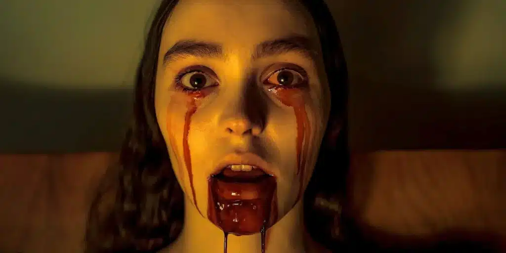 Extrait du film Nosferatu (2024) avec Lily-Rose Depp.
